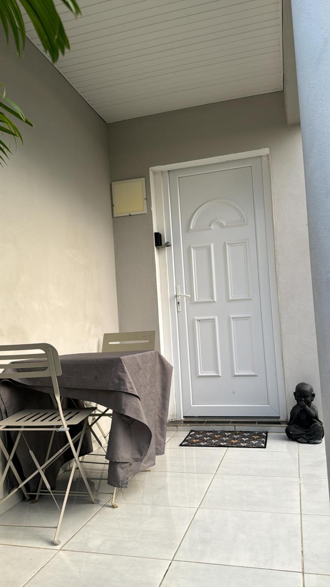 Skys Location Pakehina Bed & Breakfast Schoelcher Luaran gambar